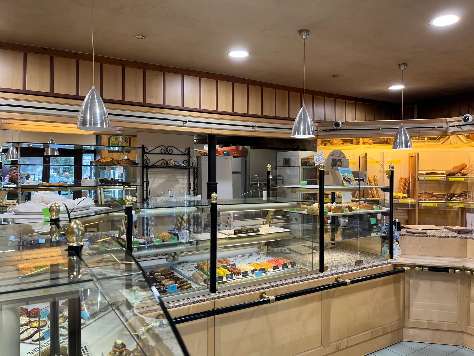 Fonds de Commerce Boulangerie Pâtisserie, affaire saine. Potentiel.