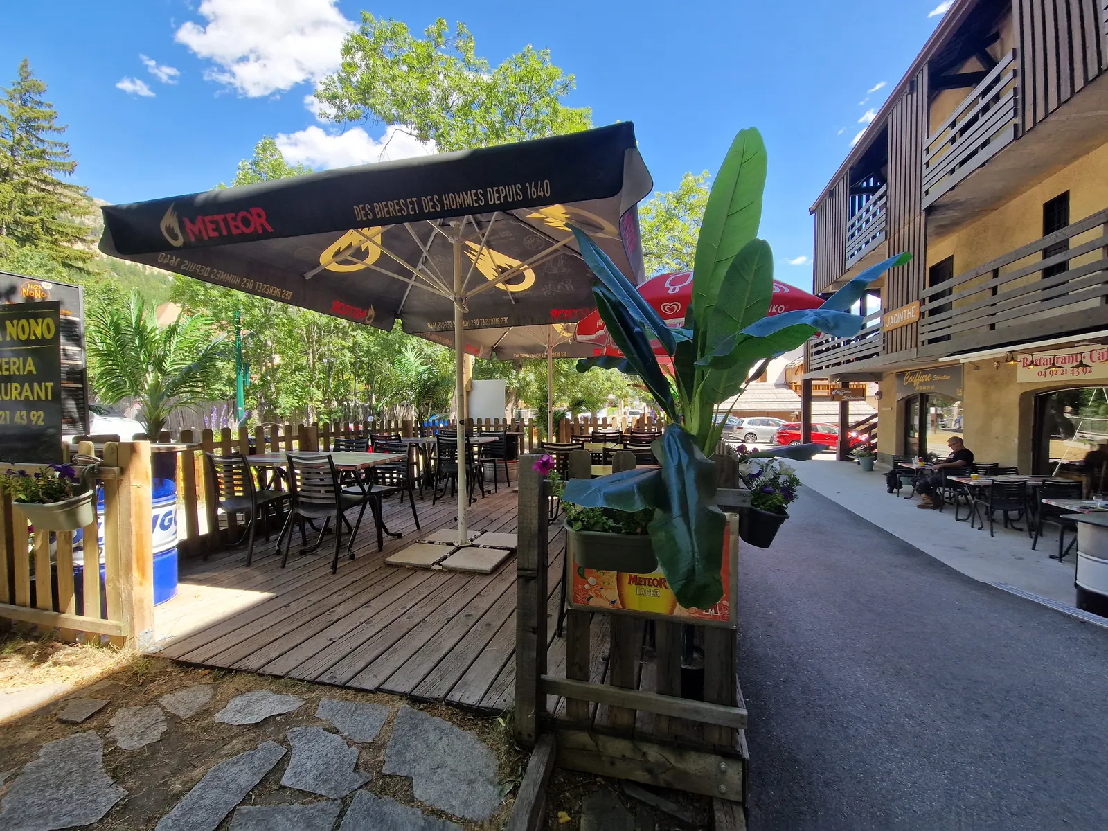 Fonds de commerce de restauration avec un très bon emplacement station Serre Chevalier, Le Monêtier-les-Bains - 3